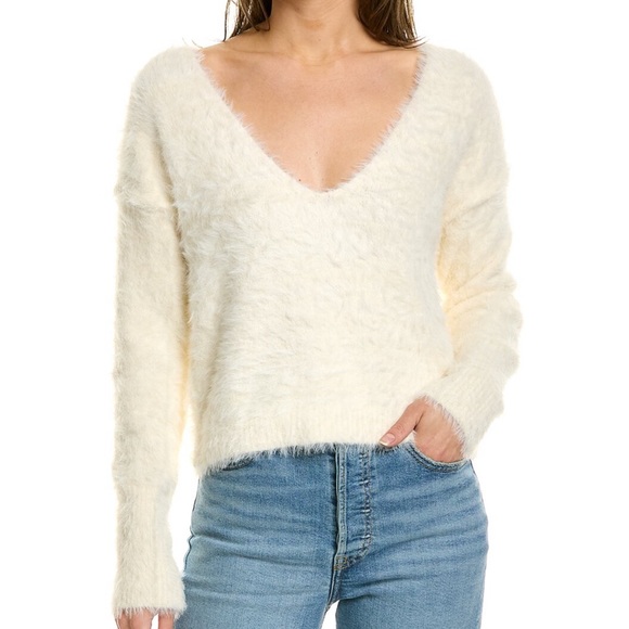 🆕 Free People V Neck Fuzzy Sweater - Picture 1 of 11